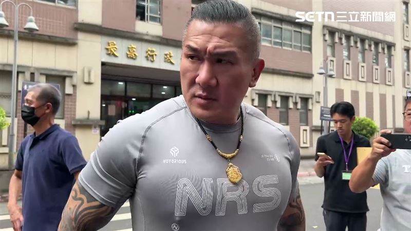 46歲館長腦胃心3器官亮紅燈,赴中國醫治計劃曝光!最新病況棘手