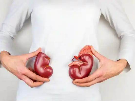 人有四癢，大病將至？醫生提醒：出現這3種異常，或是大病預警