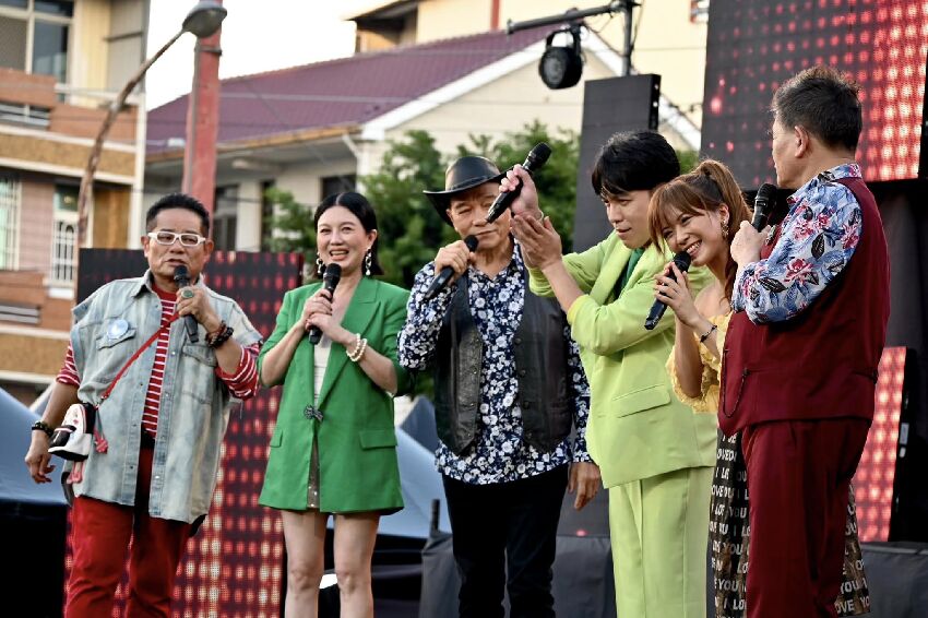 私下好暖!《紅人榜》女星錄影中「詹雅雯驚覺不對勁」上前提醒 她淚曝「救了一命」及時就醫