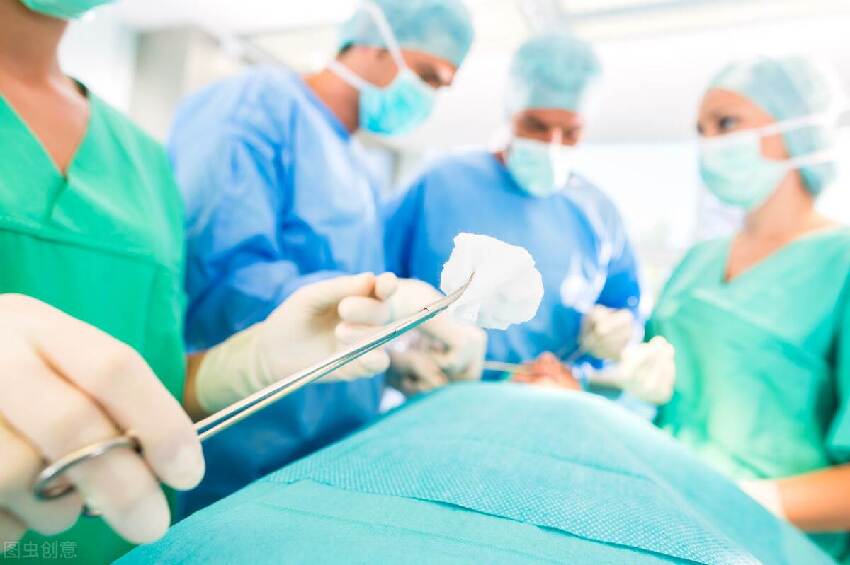 一個月化療8次!頂尖腫瘤專家痛苦抗癌後離去「臨終反思發人深省」 親身體會:才能感同身受