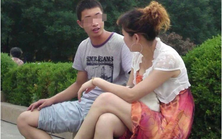 哥哥意外地去世！嫂子拒絕改嫁「供我讀大學」　我結婚當天「她帶來一男人」我淚如雨下