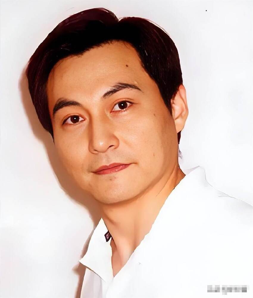 5周年失去父母、愛妻! 57歲資深男星「傳出居家亡」臨終前「留下一句話」遺憾氣喘