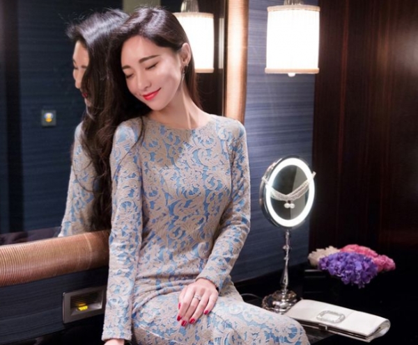 面相學:臉上有「3條線」的女性,是世間罕見的富婆命